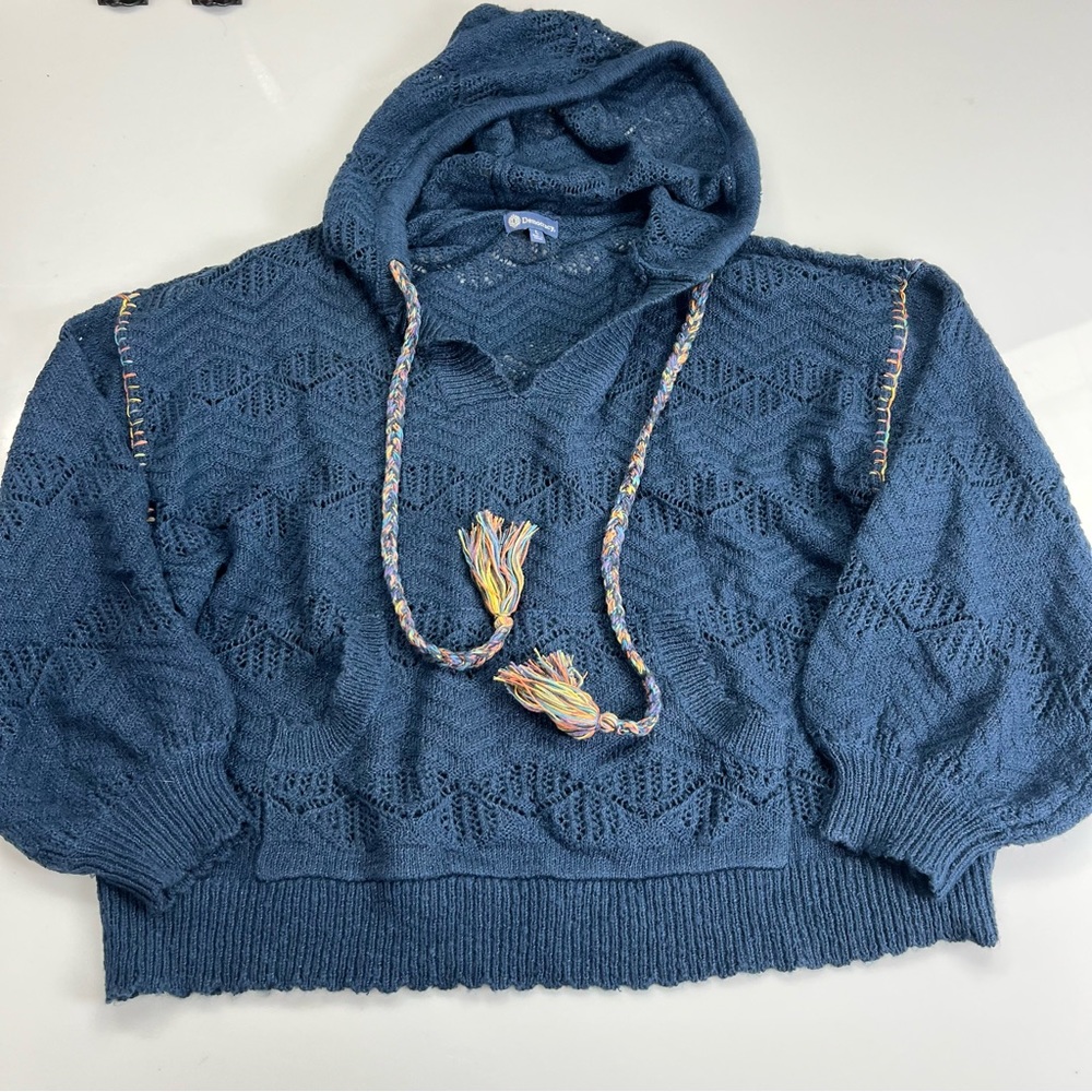 Democracy women’s blue puff sleeve sweater L L10-7